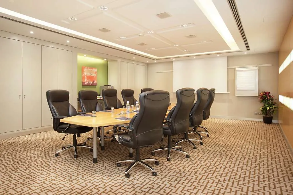 Hotel Hilton Barcelona 4*,