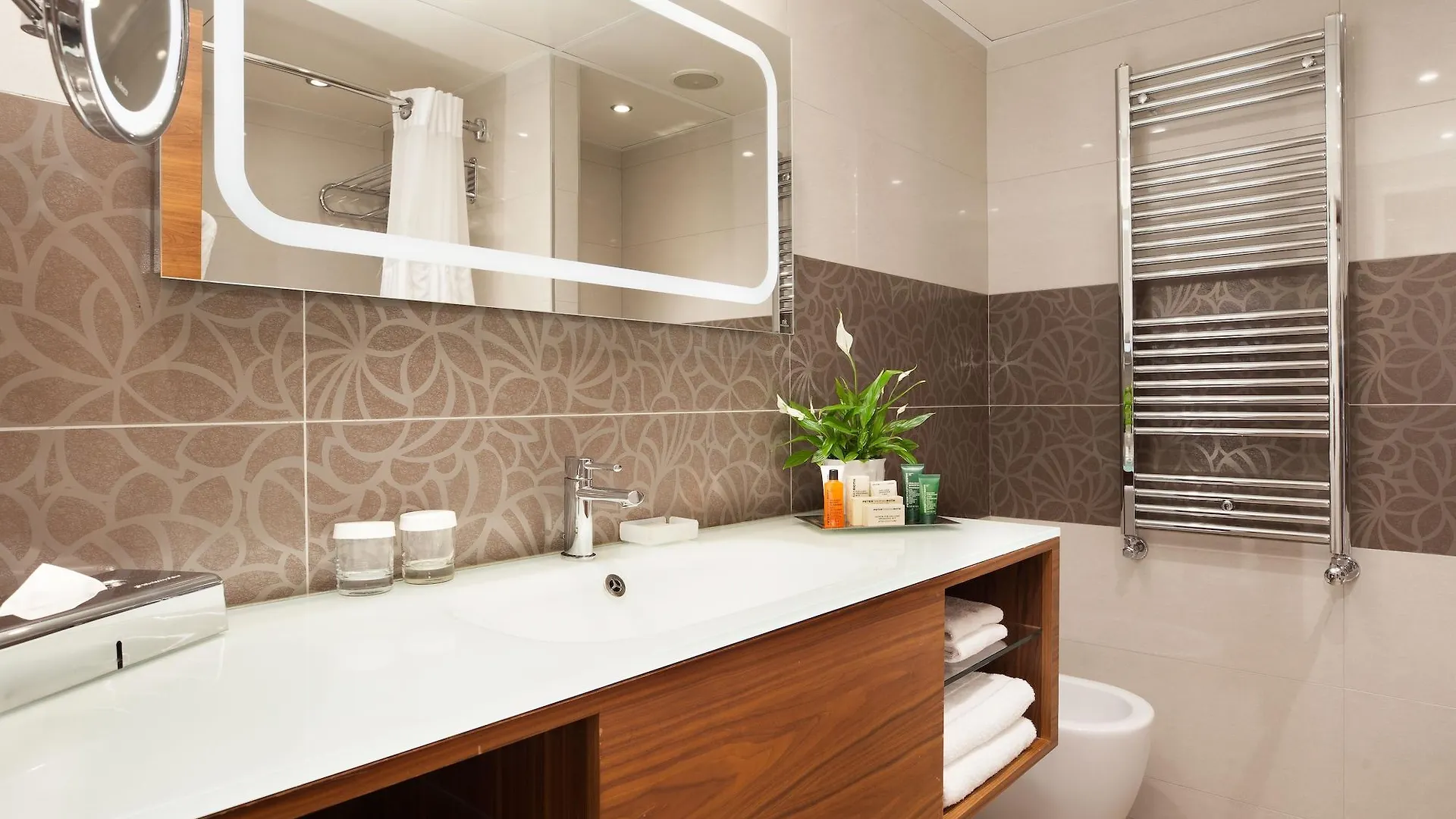 Hilton Barcelona Hotel 4*,  Spain