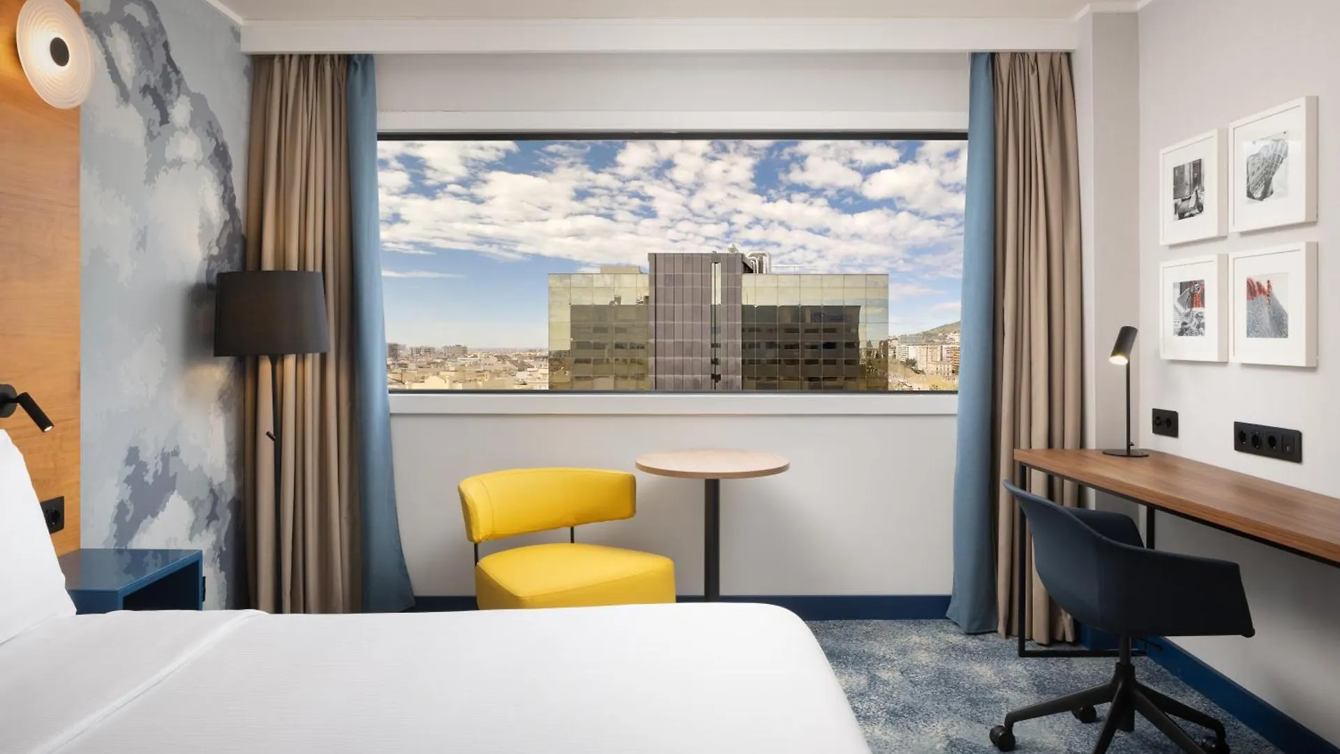 Hilton Barcelona Hotel 4*,