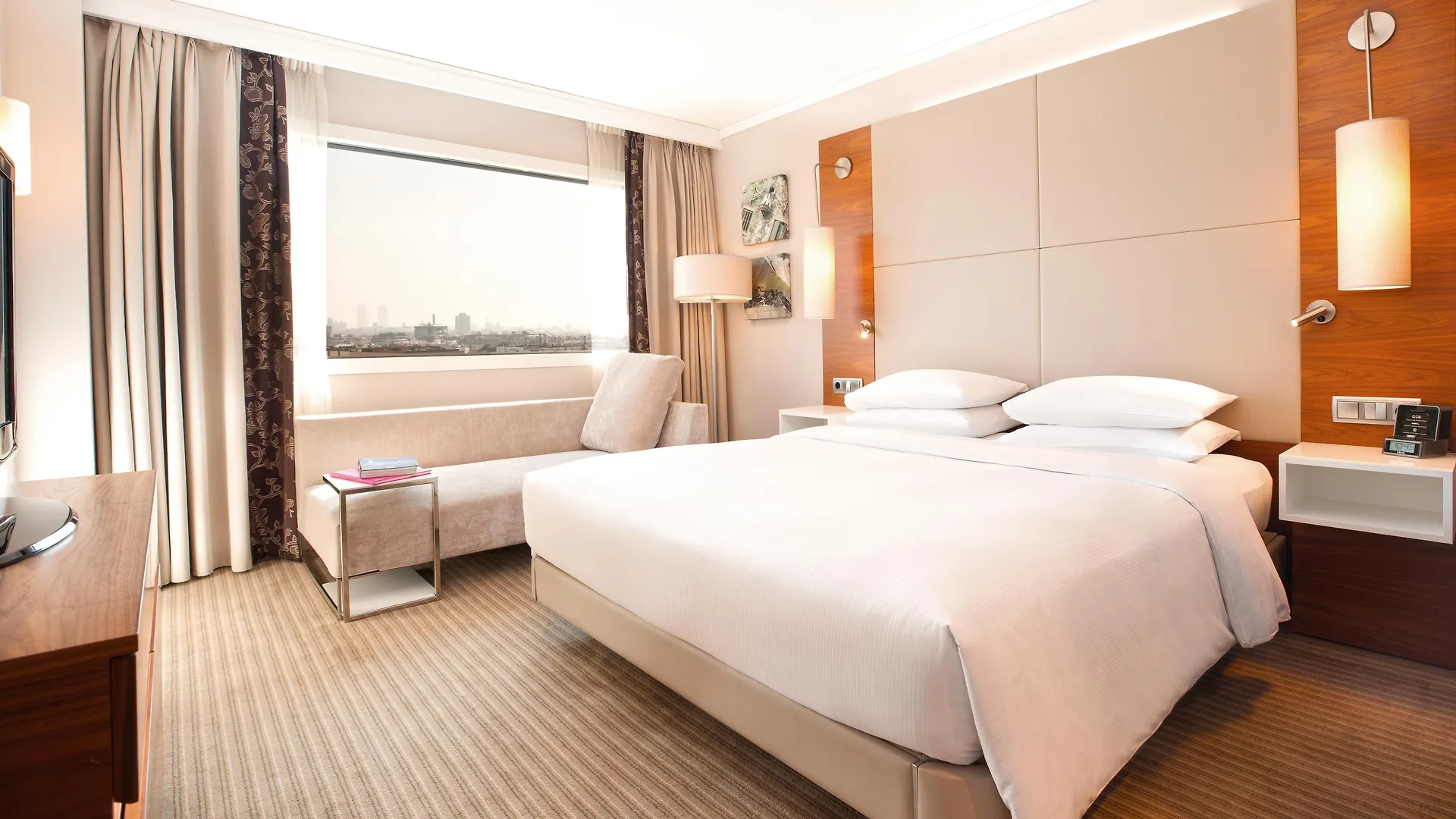 ****  Hilton Barcelona Hotel Spanyolország