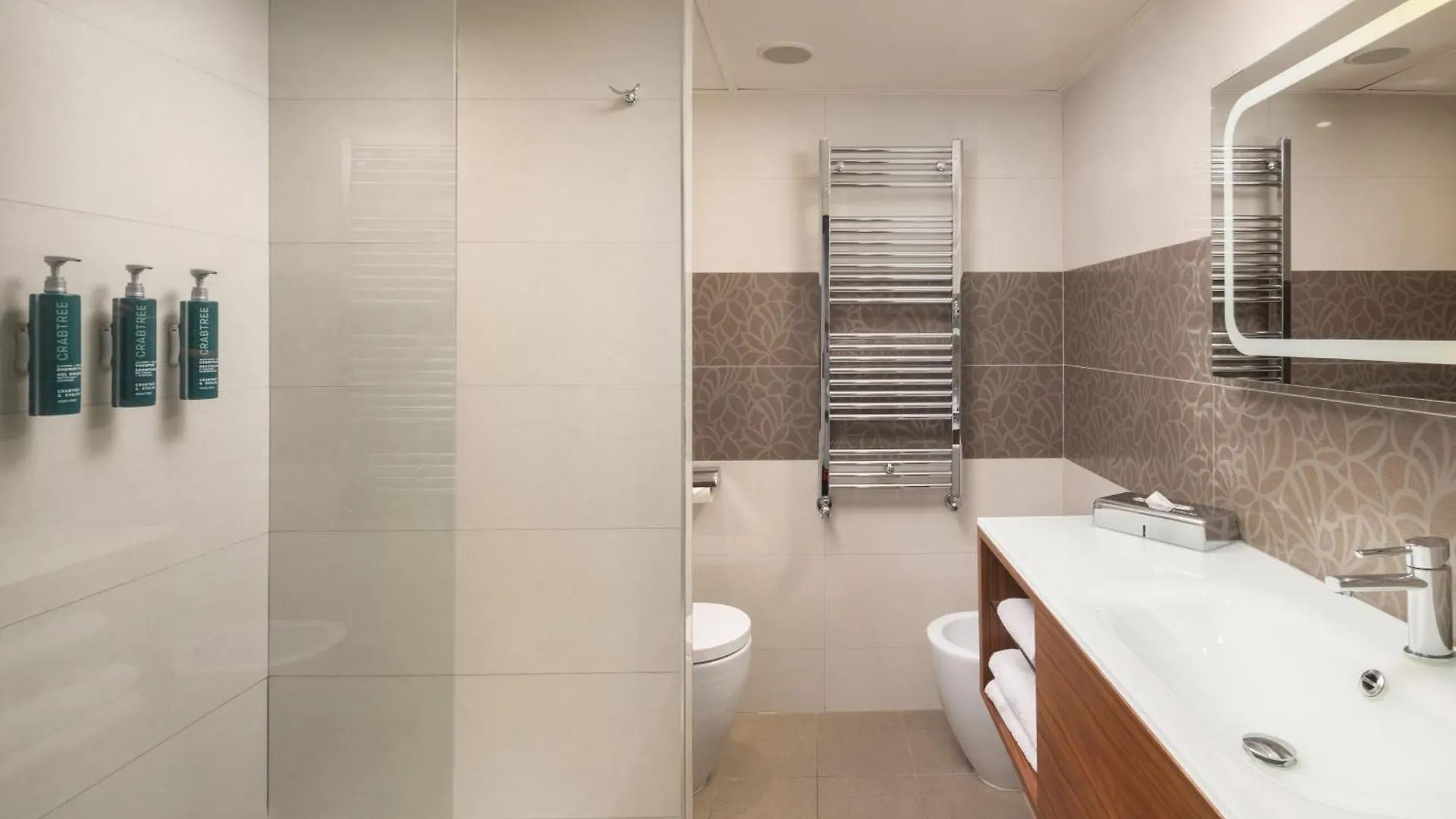 ****  Hilton Barcelona Hotel Spanyolország